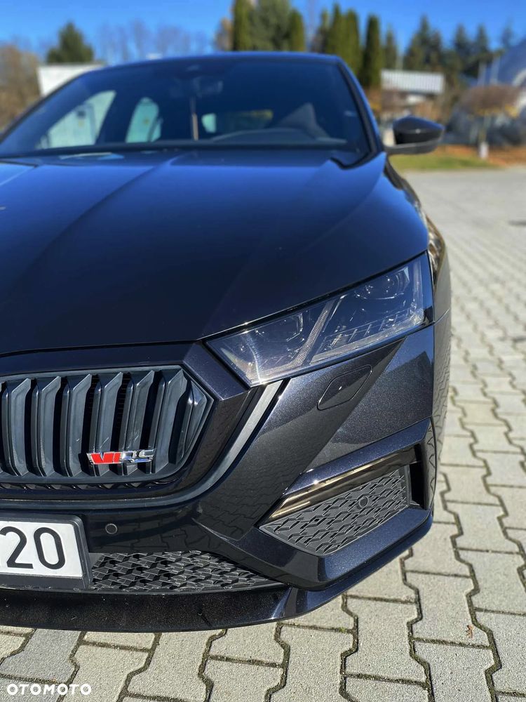 Skoda Octavia 2.0 TSI RS DSG - 11