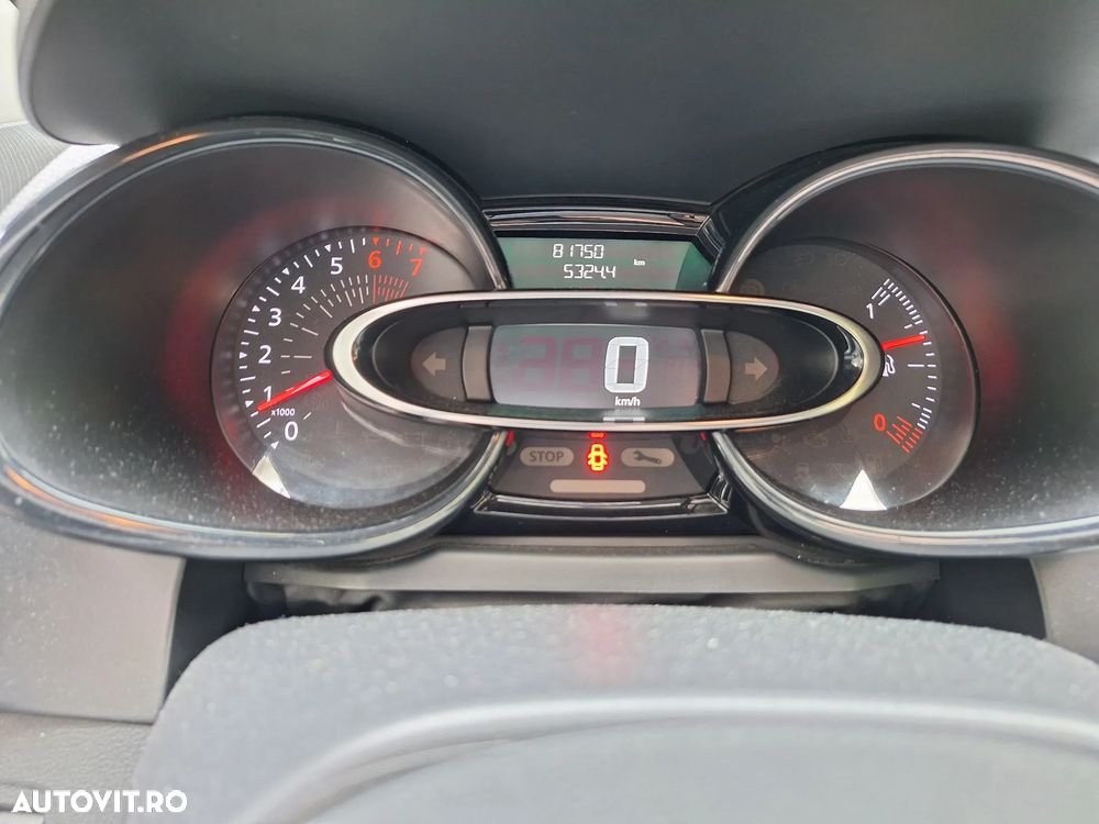 Renault Clio - 8