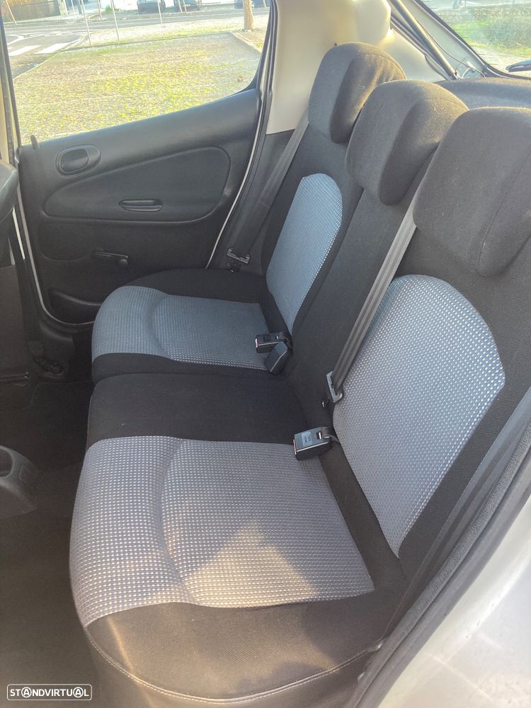 Peugeot 206 1.4 HDi XT - 6