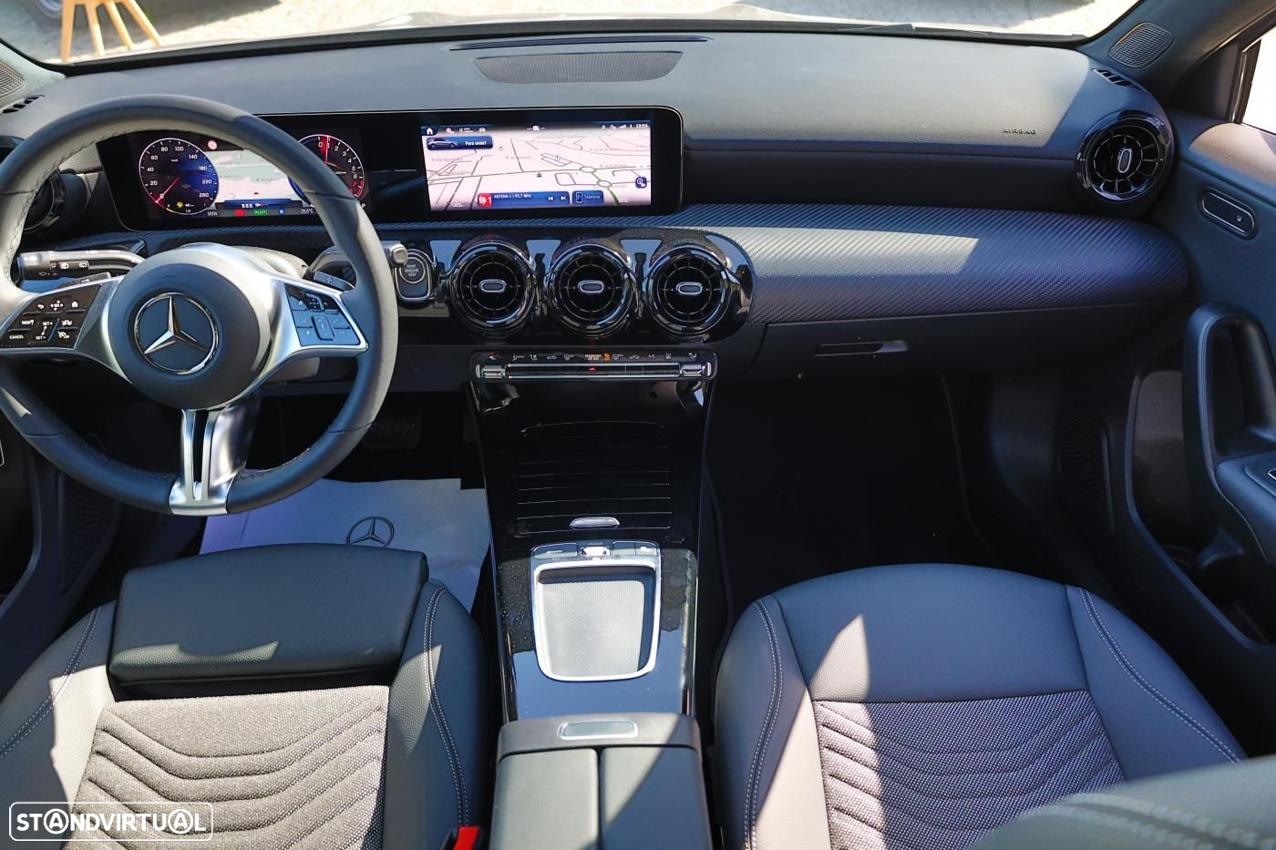 Mercedes-Benz A 250 e - 5
