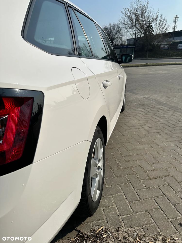 Skoda Fabia 1.0 Ambition - 6