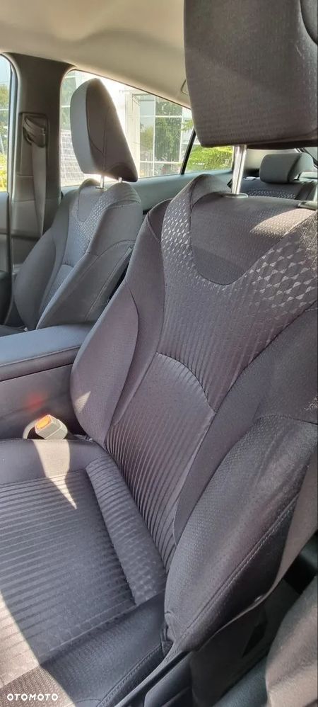 Toyota Prius - 6