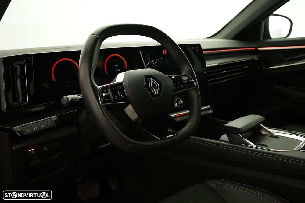 Renault Austral 1.3 Mild Hybrid Iconic Auto - 7