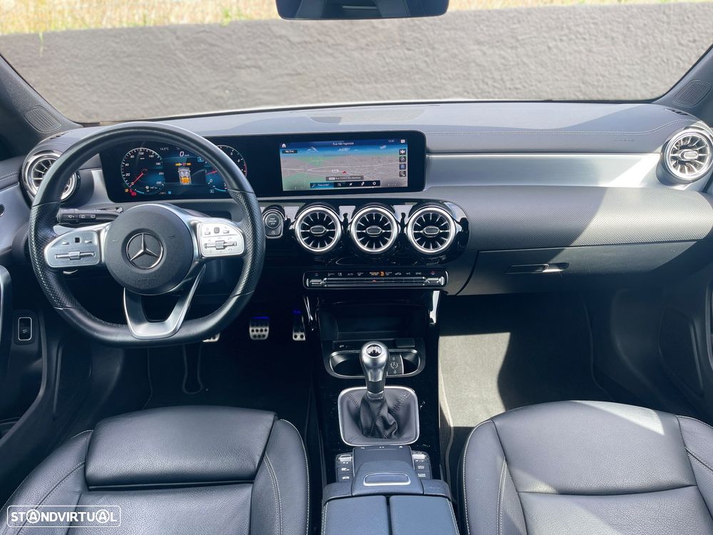 Mercedes-Benz CLA 180 AMG Line - 27