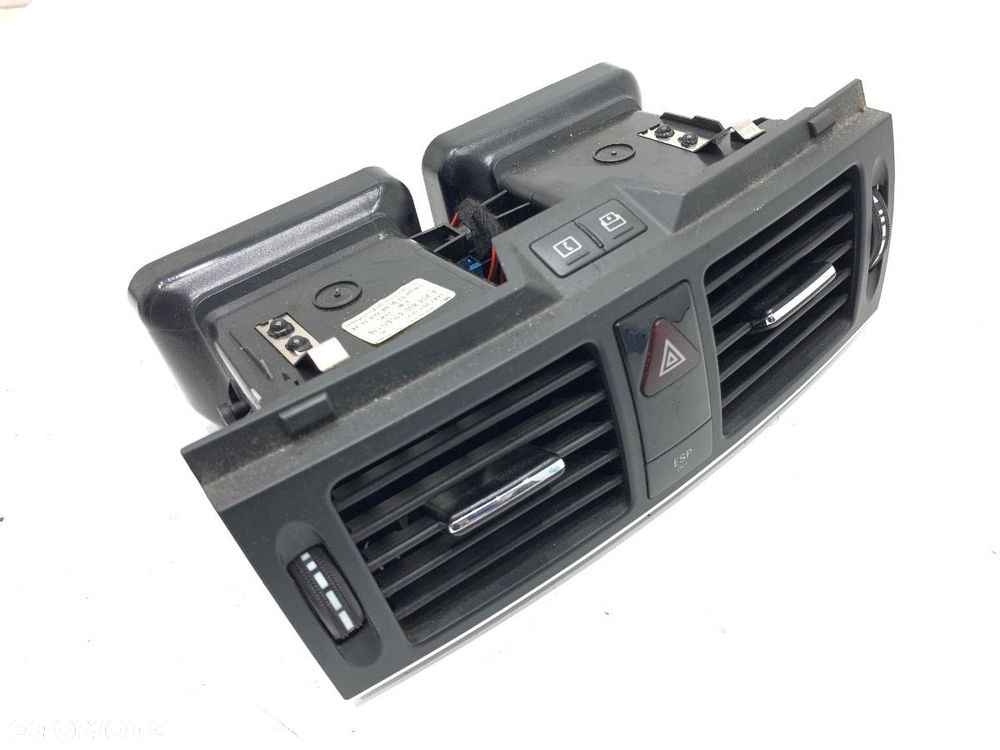 KRATKA NAWIEWU PRZÓD  MERCEDES-BENZ KLASA C T-Model (S204) 2007 - 2014 C 200 Kompressor (204.241) - 2