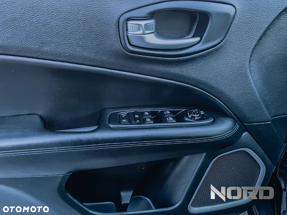 Jeep Compass 2.0 MJD Night Eagle 4WD S&S - 19