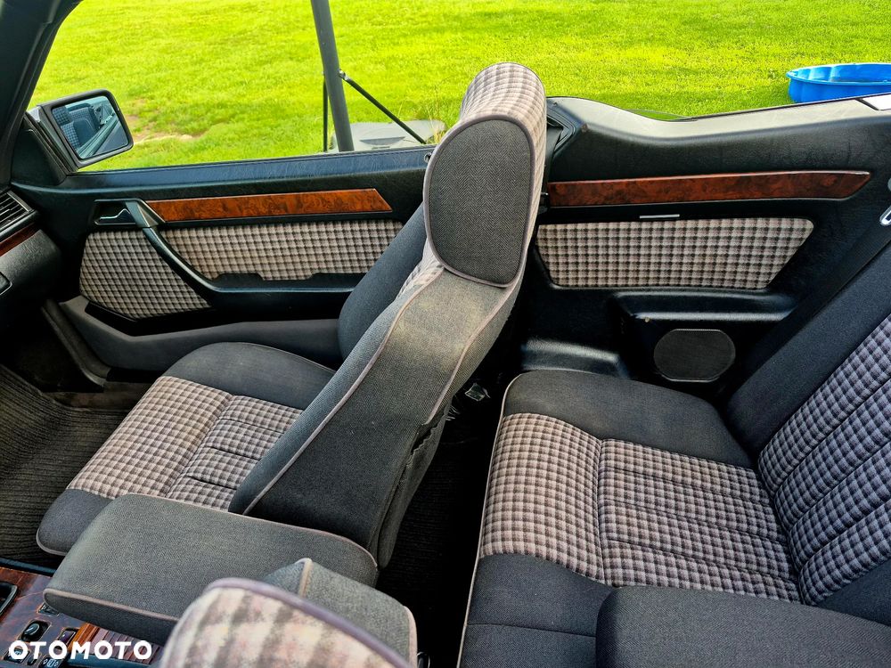 Mercedes-Benz W124 (1984-1993) - 15