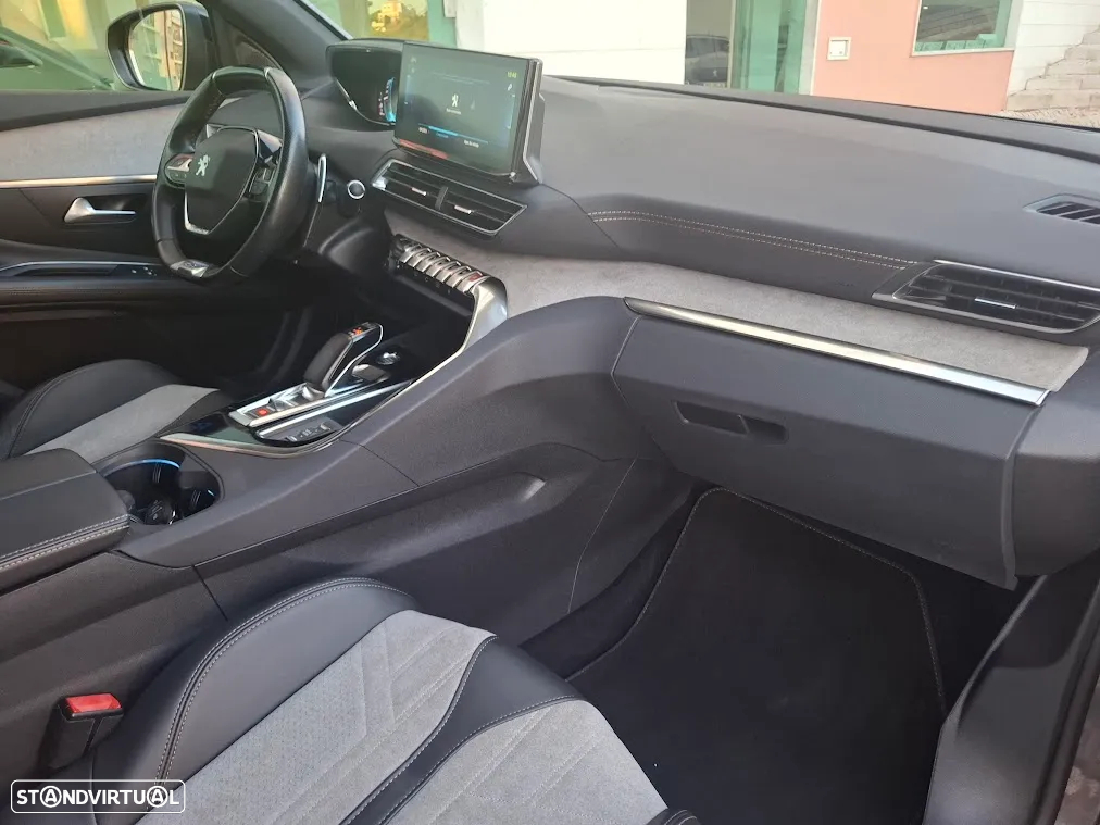 Peugeot 3008 1.6 Hybrid GT Line e-EAT8 - 39