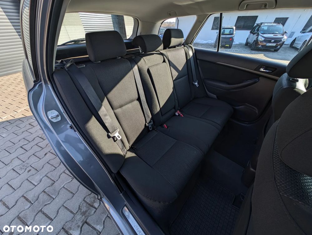 Toyota Avensis 1.8 VVT-i Edition - 39