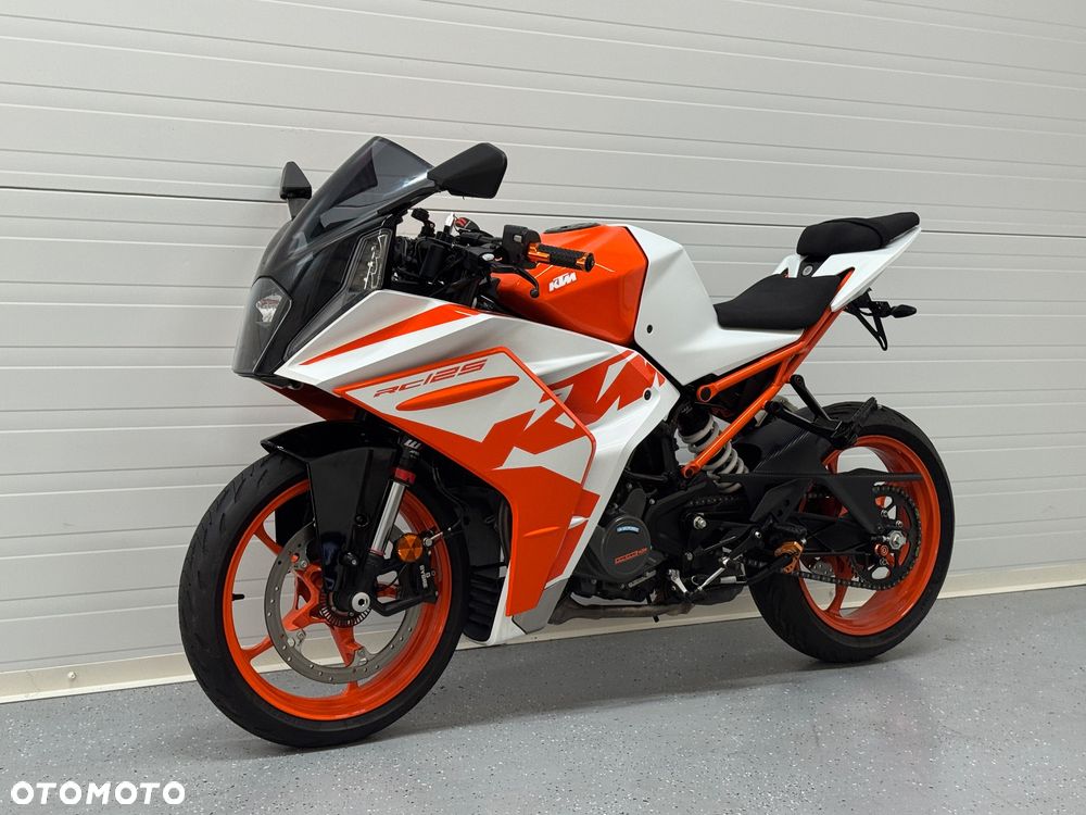 KTM RC 125 - 17