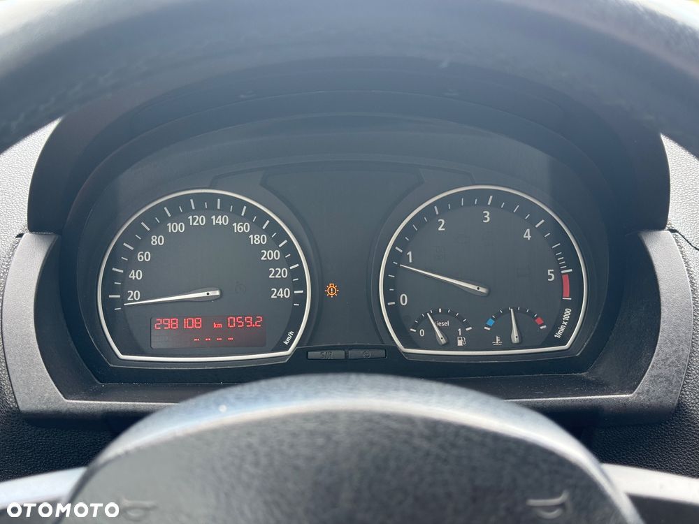 BMW X3 2.0d - 8