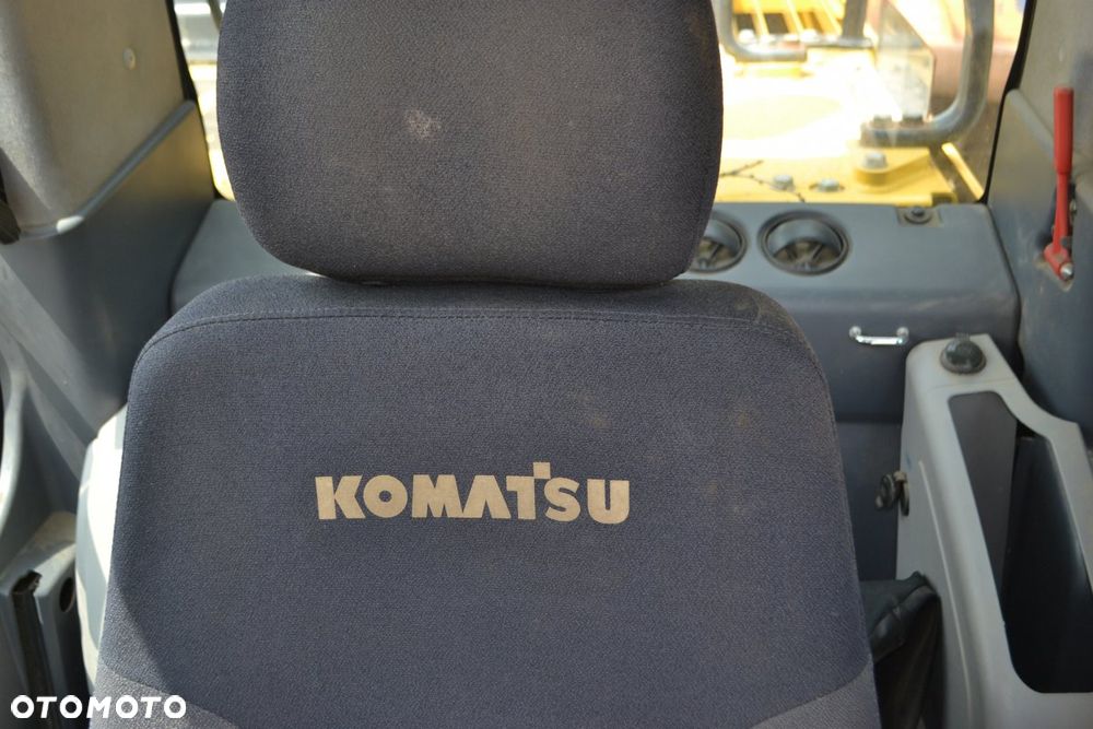 Komatsu PC210LC-11 - 22