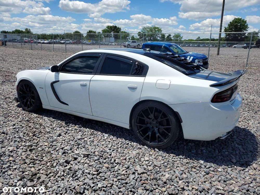 Dodge Charger 5.7 R/T - 3
