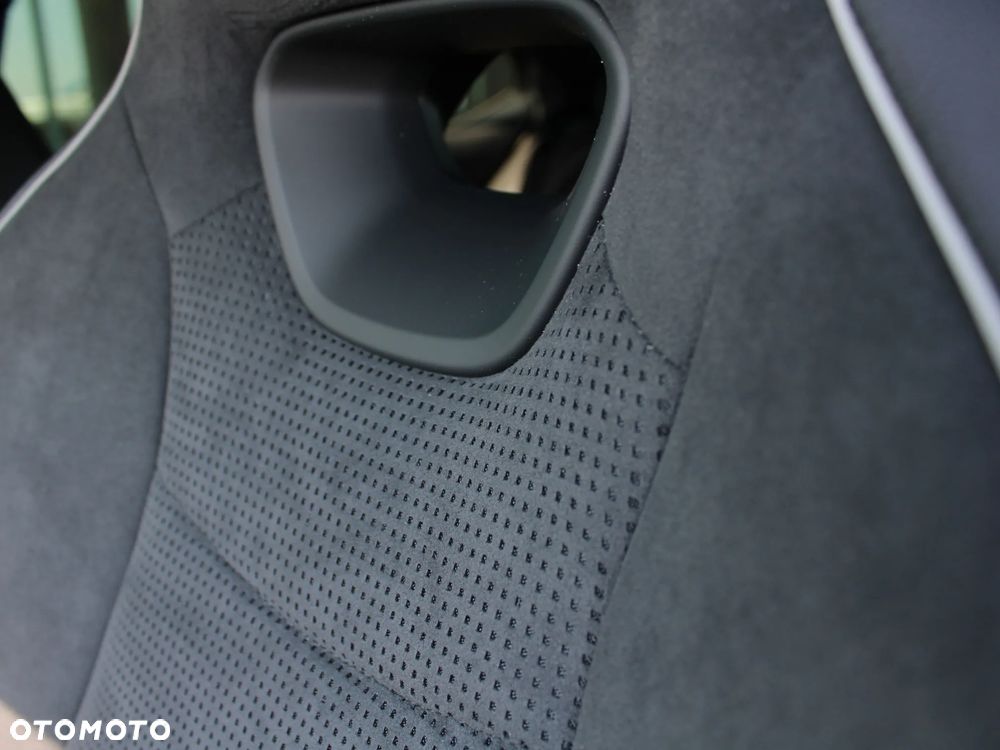 Skoda Superb 2.0 TDI 4x4 DSG SportLine - 14