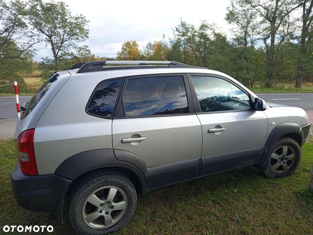 Hyundai Tucson 2.0 Comfort 2WD - 4