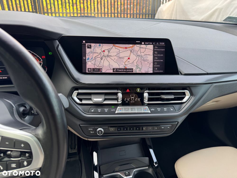 BMW Seria 2 220i xDrive M Sport - 24