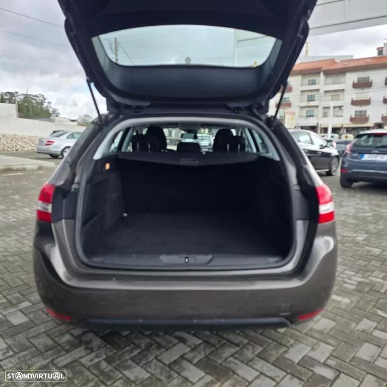 Peugeot 308 SW 1.6 e-HDi Allure J17 - 8