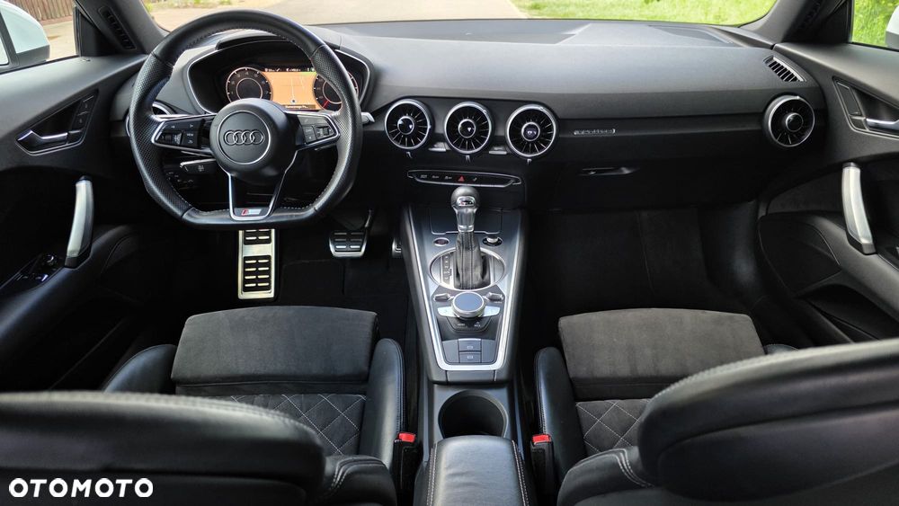 Audi TT Coupé 2.0 TFSI S tronic - 17