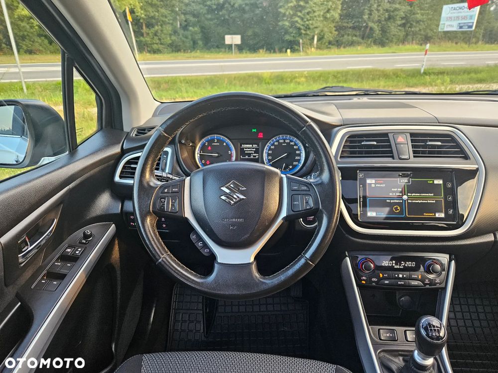 Suzuki SX4 S-Cross 1.6 DDiS Premium Plus 4WD - 24