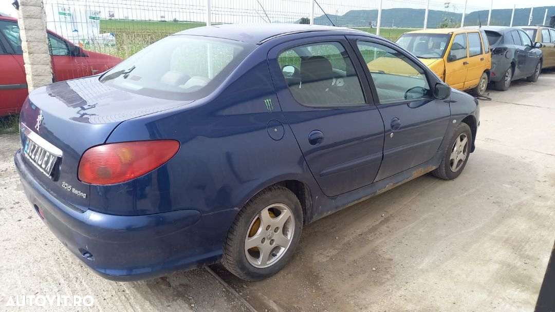 Dezmembrari Peugeot 206 sedan 1.4 i benzina 55KW cod KFW - 5