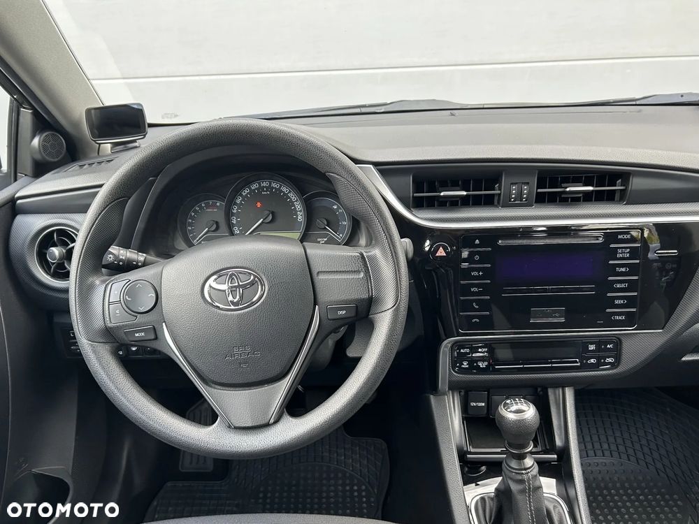 Toyota Auris 1.6 Active - 21