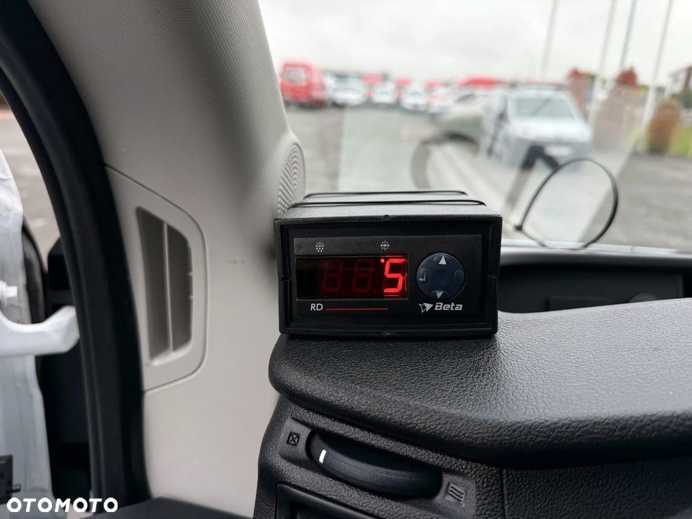 Ford Transit Chłodnia Mroźnia L2H2 Do Leków Dwie Komory Mroźnia + Webasto Salon PL, Jeden Właściciel - 13