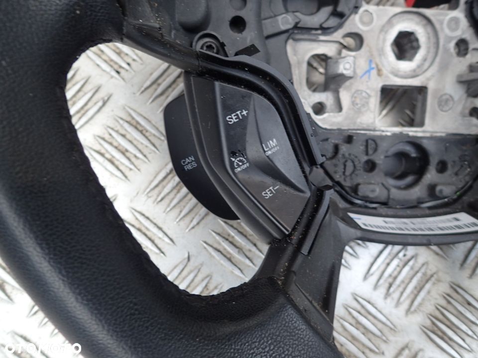 KIEROWNICA MULTIFUNKCYJNA SKÓRA FORD FOCUS MK3 C-MAX II RADOM - 2