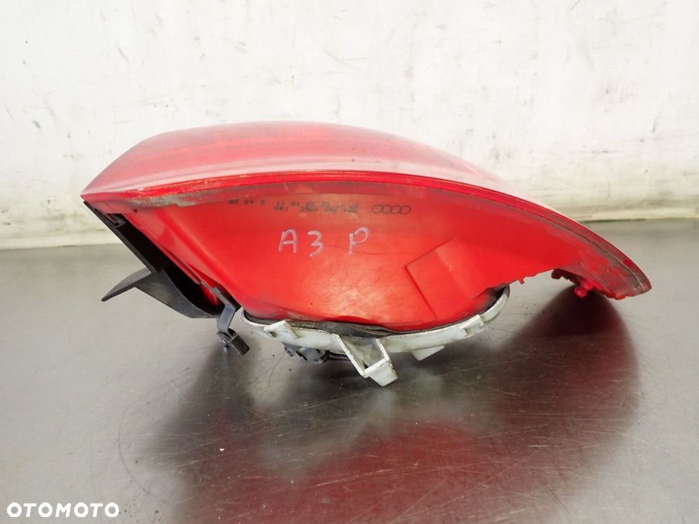 LAMPA PRAWA TYLNA AUDI A3 8P 8P4945096C - 7