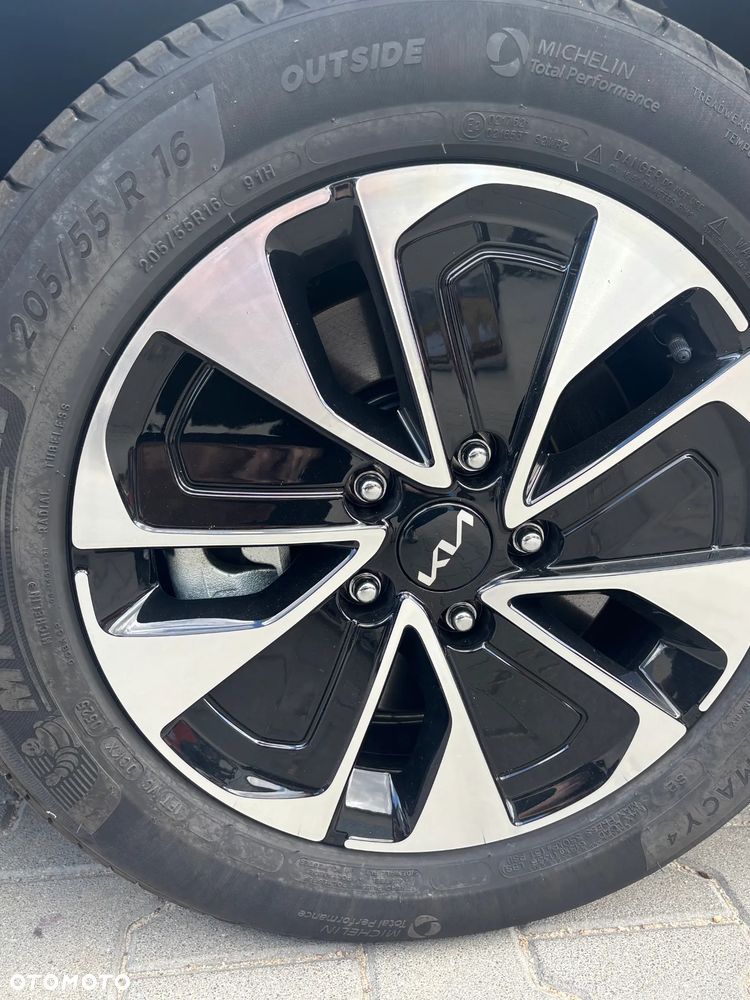 Kia Ceed 1.5 T-GDI L DCT - 16