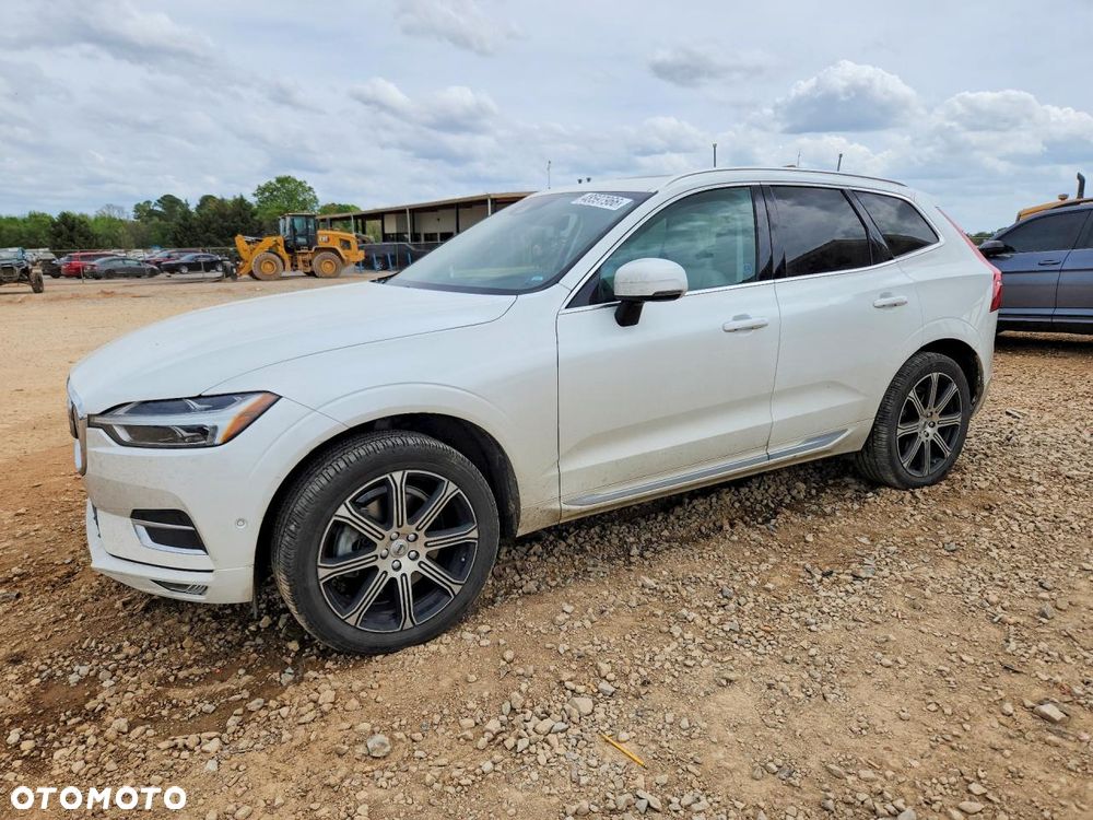 Volvo XC 60 T5 AWD Geartronic Momentum - 1