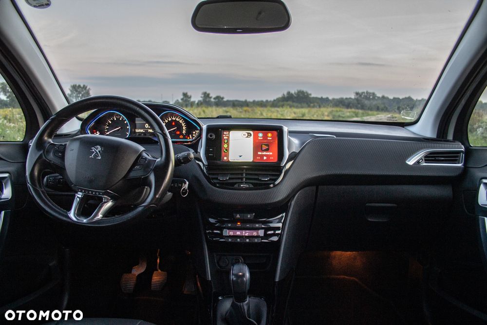 Peugeot 2008 PureTech 110 Stop&Start Allure - 21