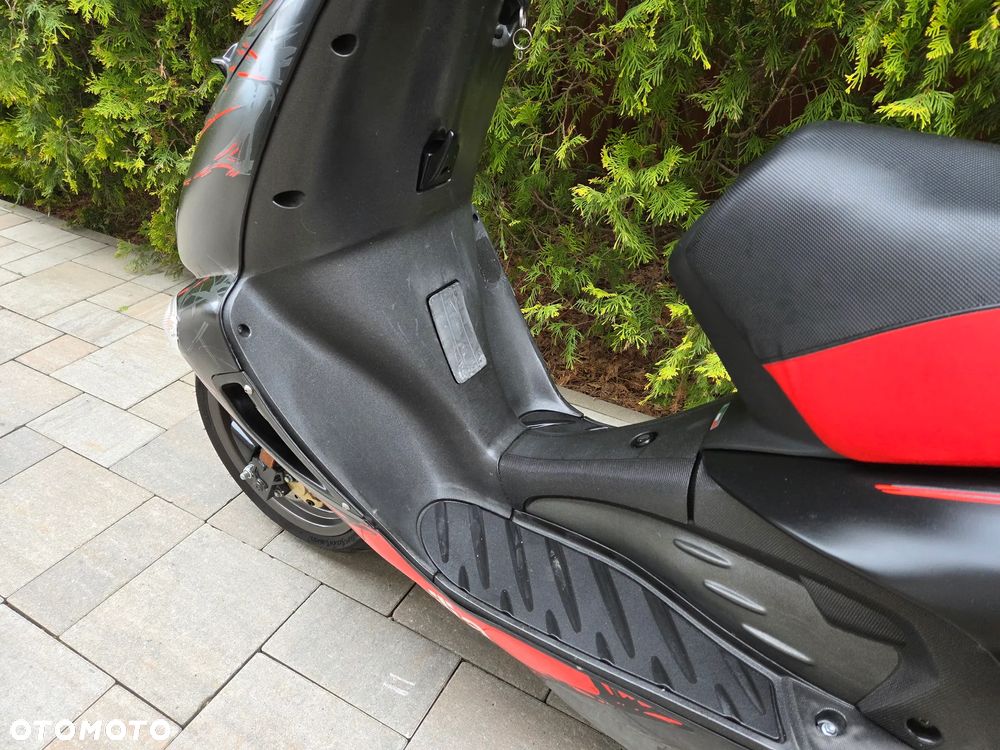 Aprilia SR - 13