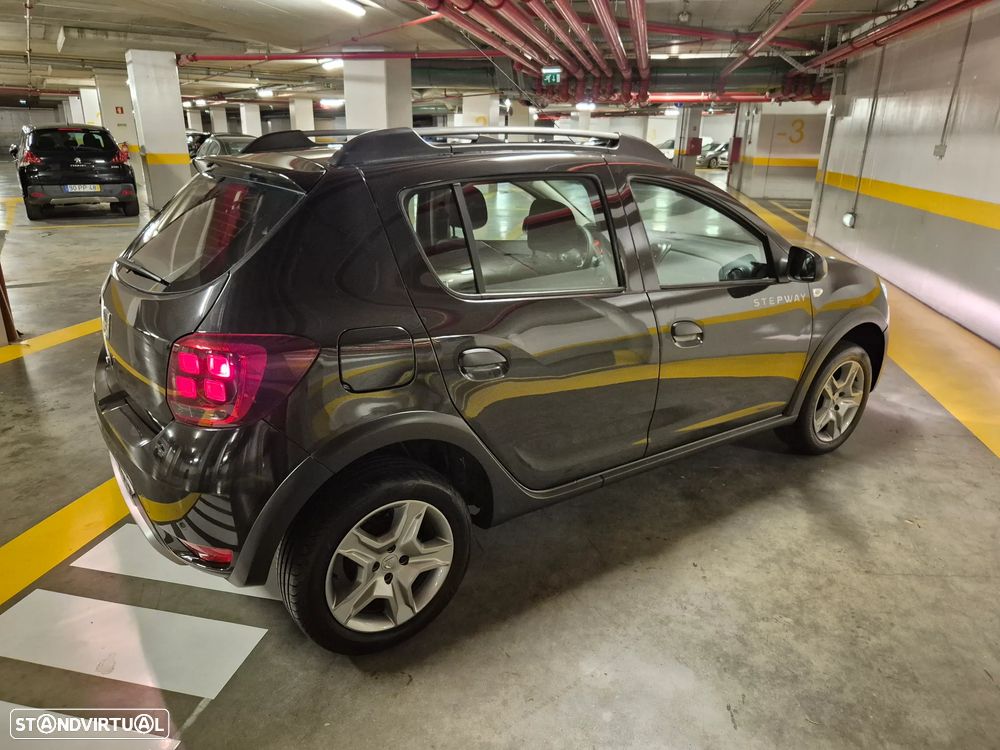 Dacia Sandero 0.9 TCe Stepway - 10