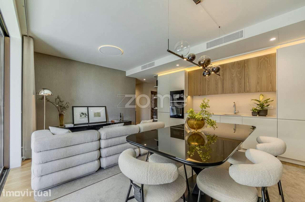 T2 nos Jardins D'Arrábida | Varanda | Condomínio Privado - Grande imagem: 5/19