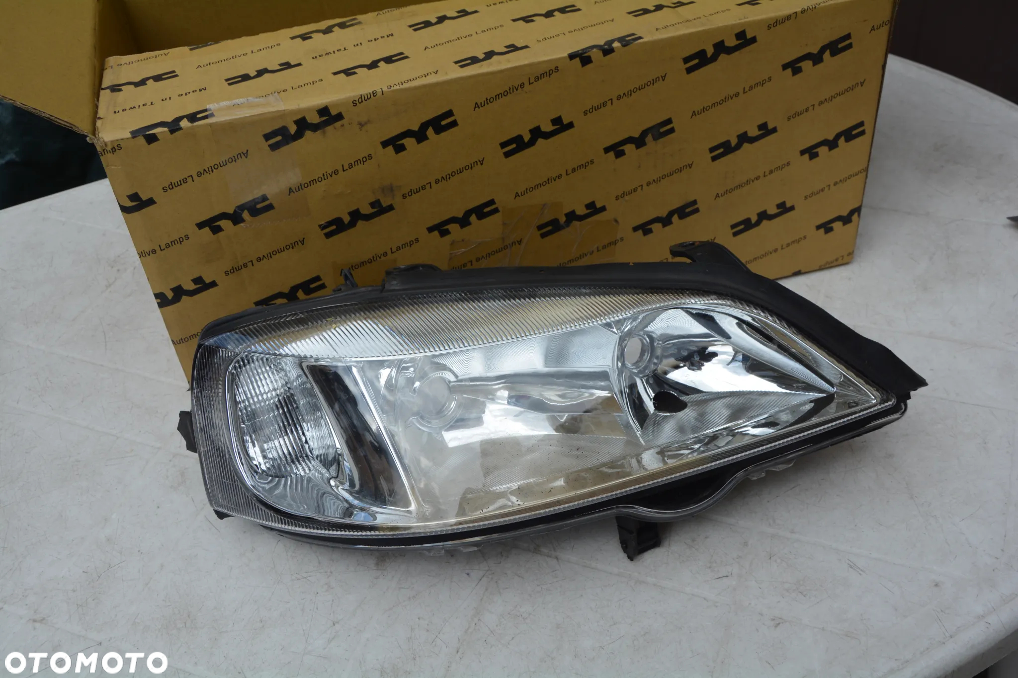 Opel Astra G lampa przednia prawa - 2