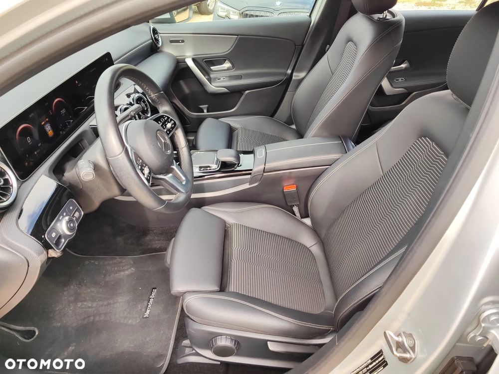 Mercedes-Benz Klasa A 220 7G-DCT Style - 18