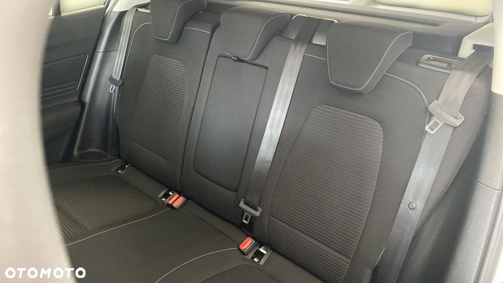 Ford Focus 1.0 EcoBoost mHEV Titanium X - 12