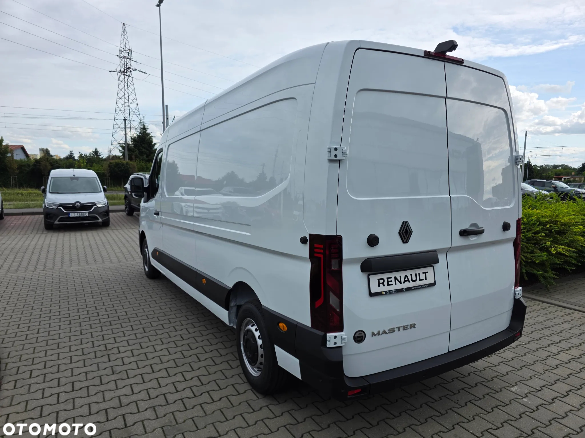 Renault NOWY MASTER Furgon 150KM L3H2 513 800 850 - 4