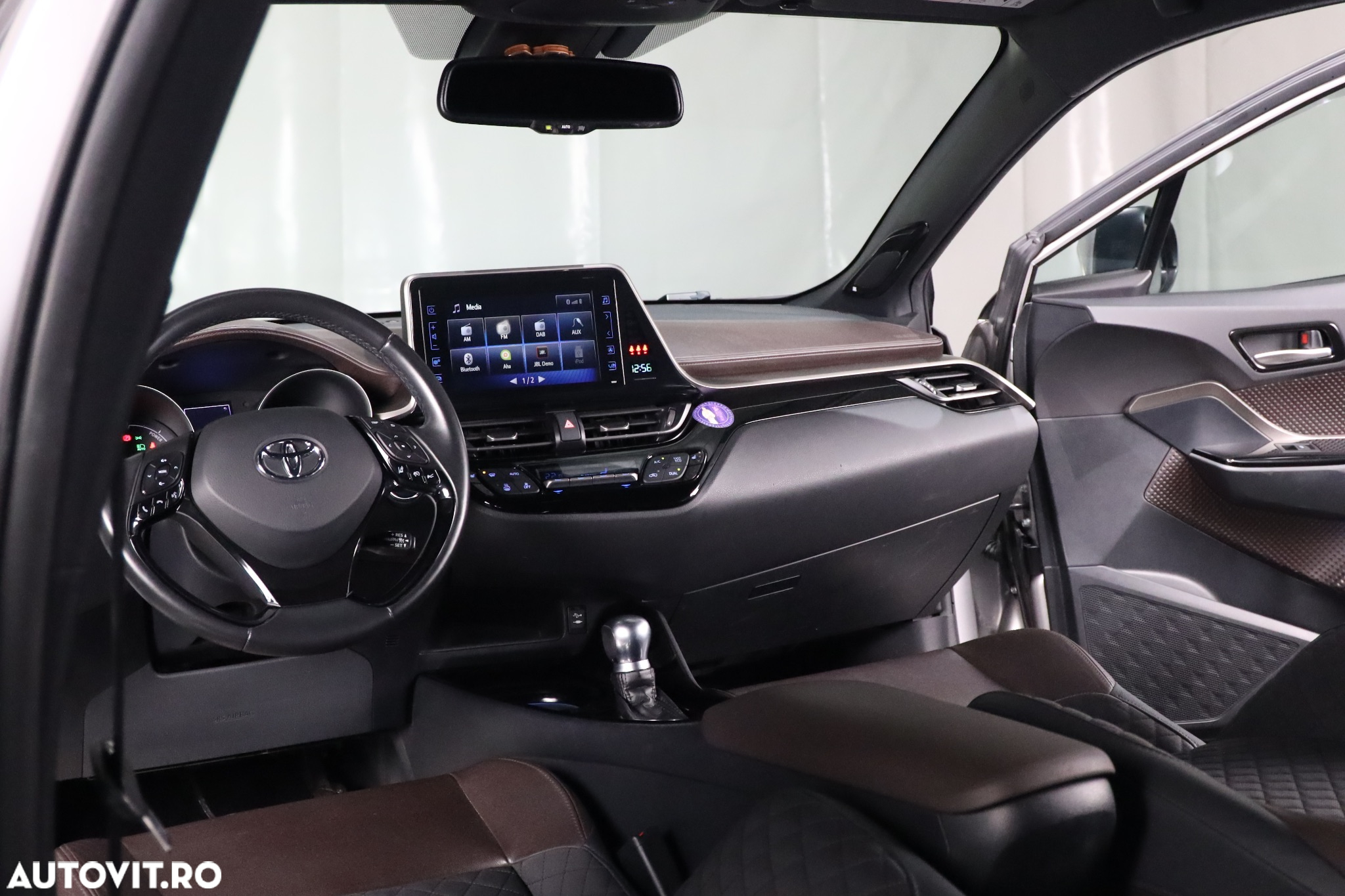 Toyota C-HR Hybrid Style - 14