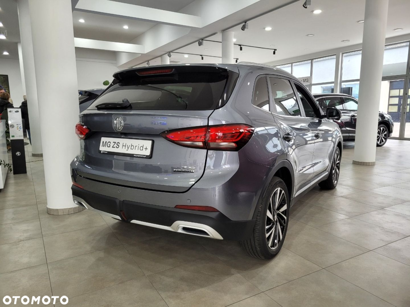 MG ZS - 7