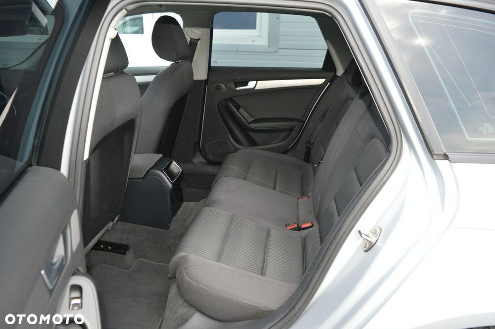 Audi A4 Avant 2.0 TDI - 30
