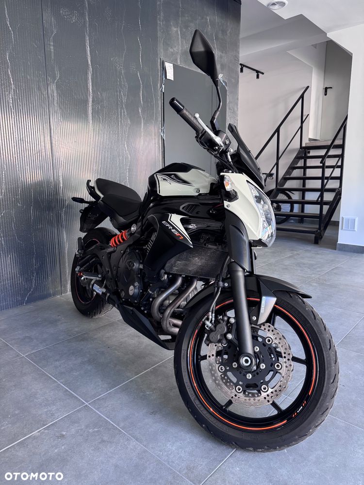 Kawasaki ER - 2