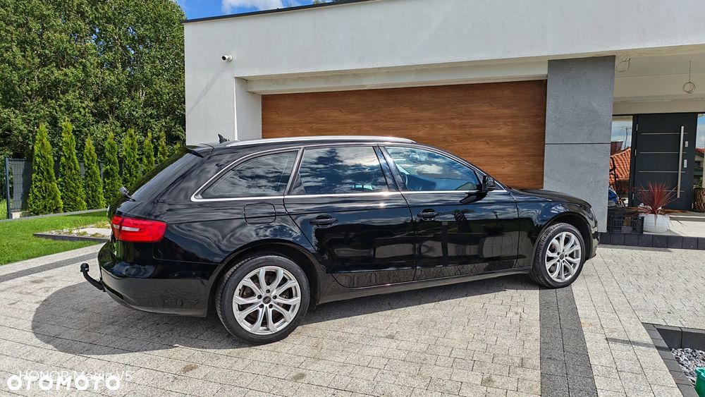 Audi A4 Avant 2.0 TDI DPF multitronic S line Sportpaket - 22