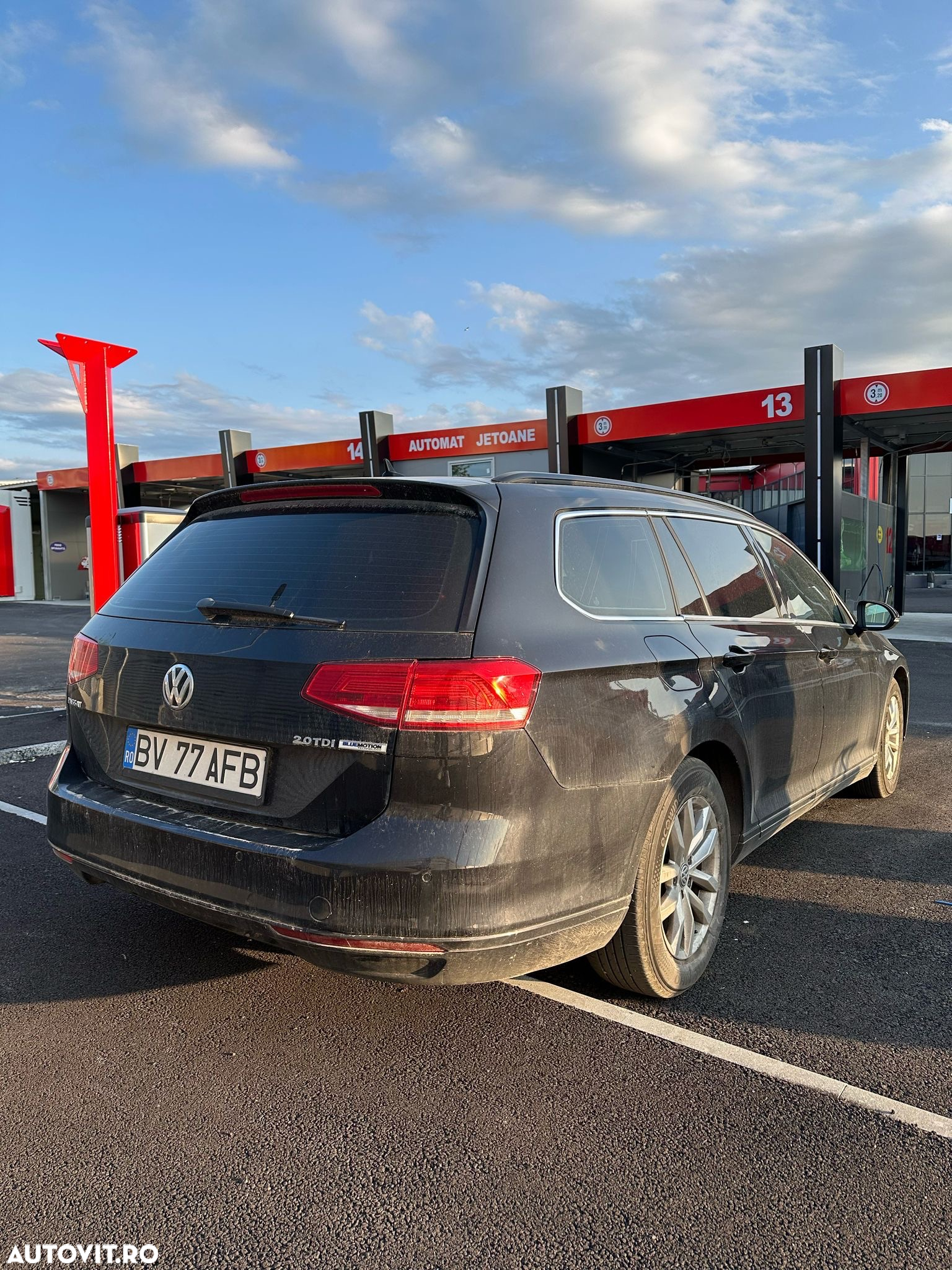 Volkswagen Passat Variant 2.0 TDI DSG Highline - 2