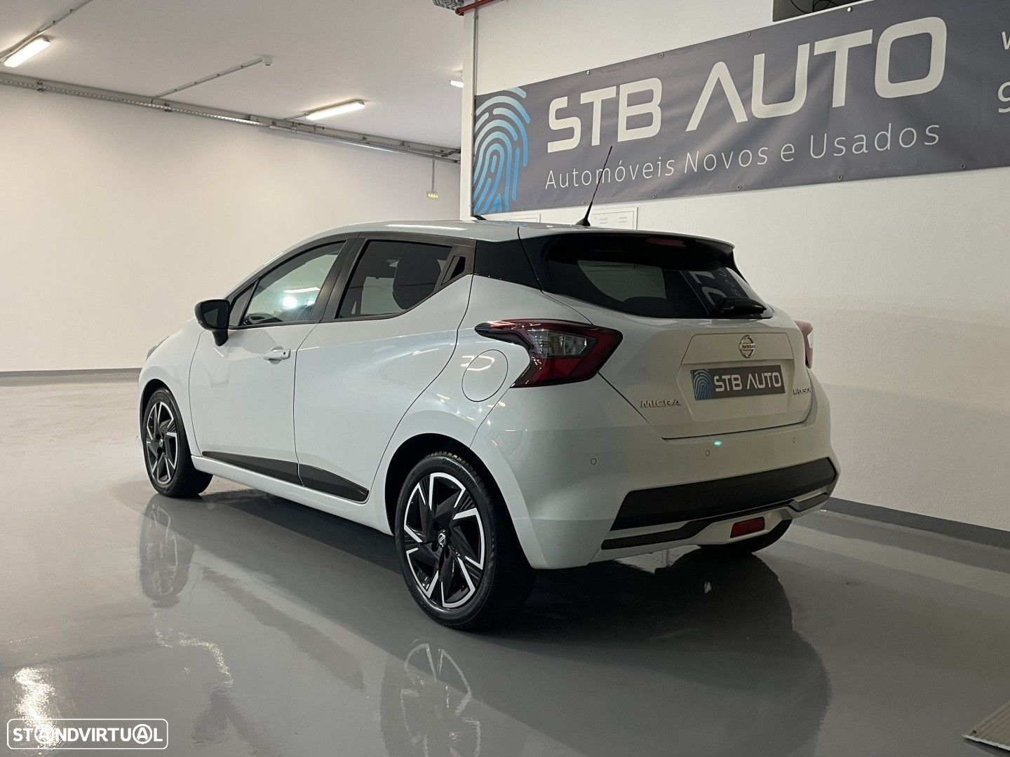 Nissan Micra 1.0 IG-T N-Design Black P.Navi - 10