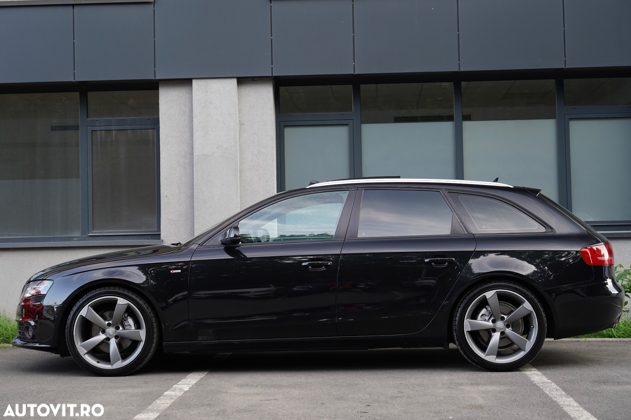 Audi A4 Avant 2.0 TDI DPF multitronic S line Sportpaket (plus) - 11