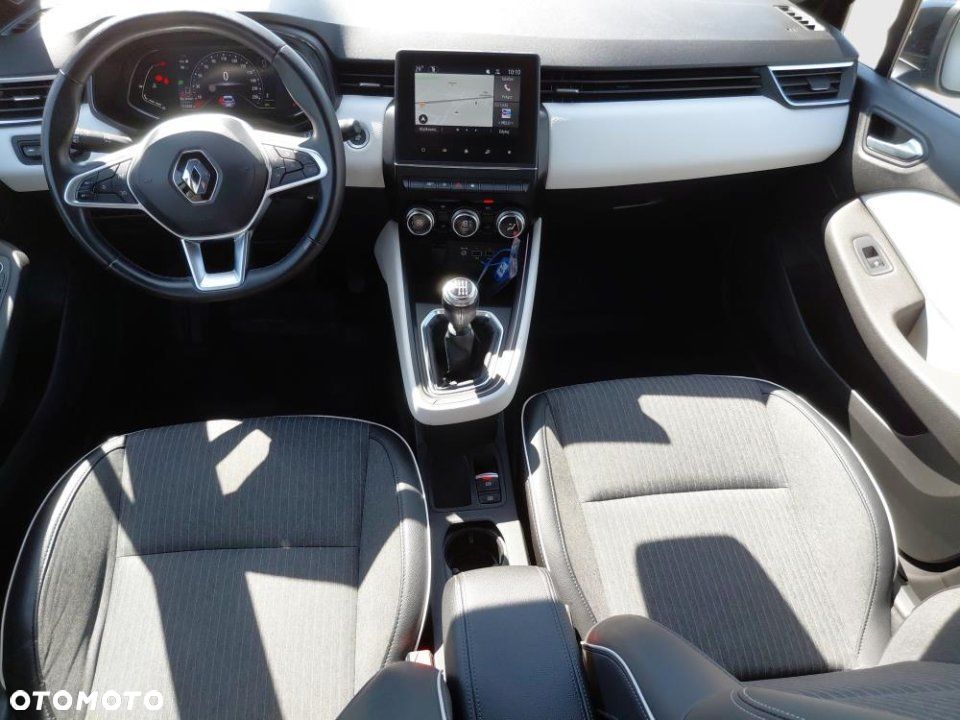 Renault Clio - 5
