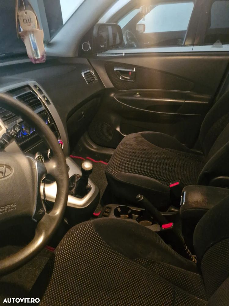 Hyundai Tucson 2.0 2WD GLS - 5