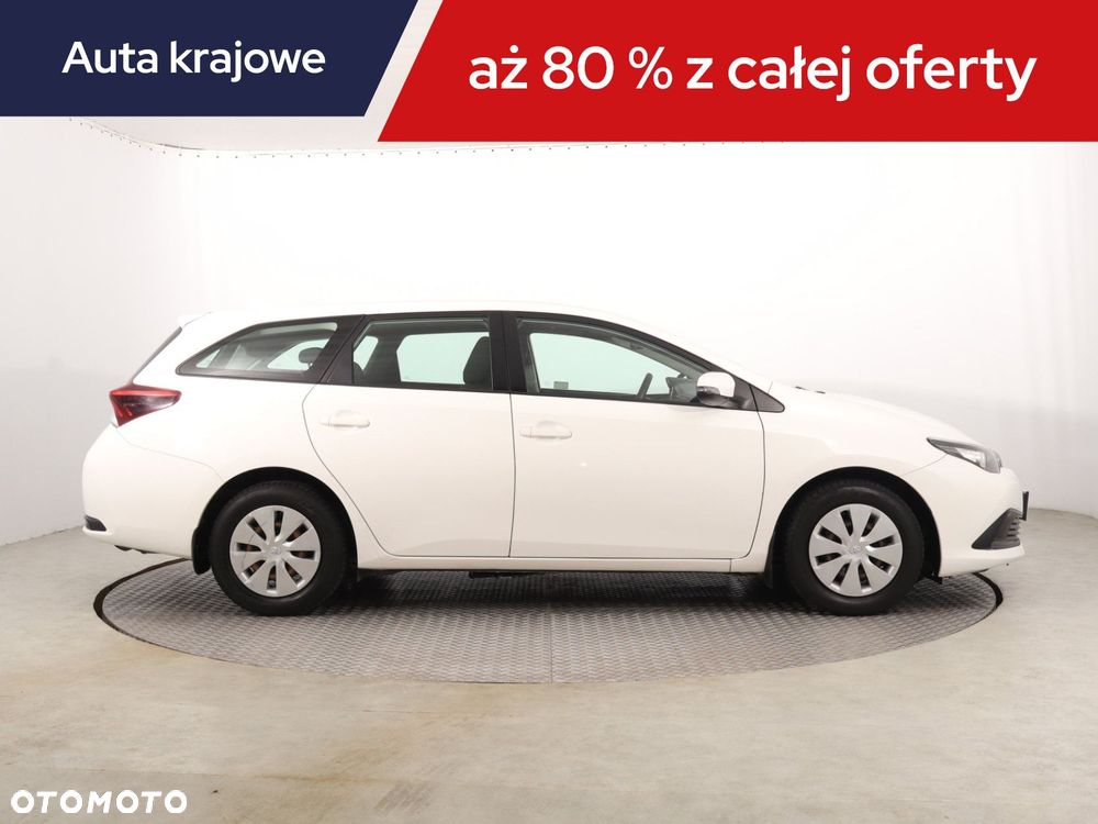 Toyota Auris - 8