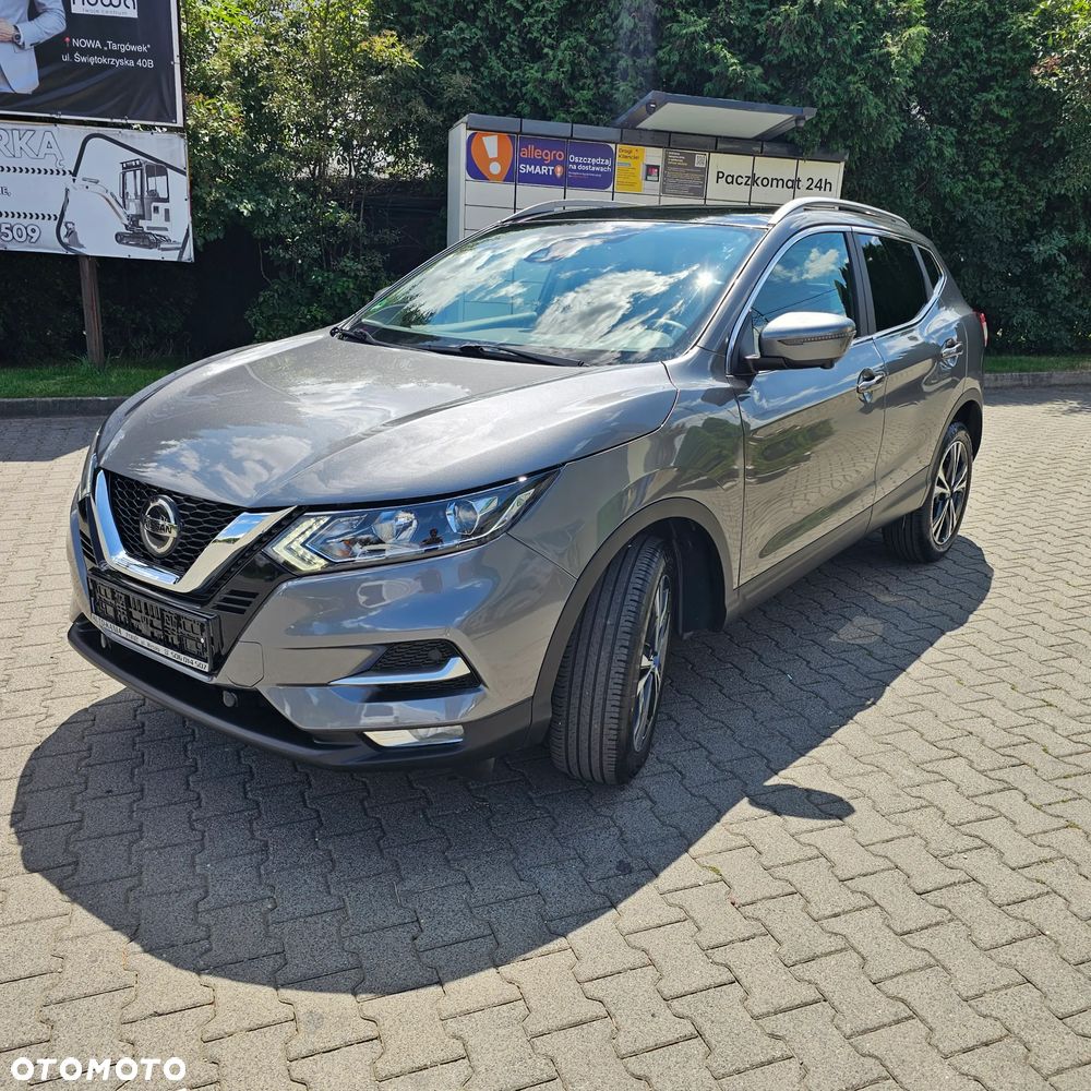 Nissan Qashqai 1.3 DIG-T AKARI - 1